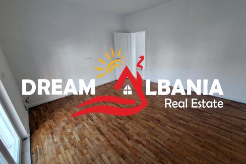 Zyra me qera ne Tirane (2)