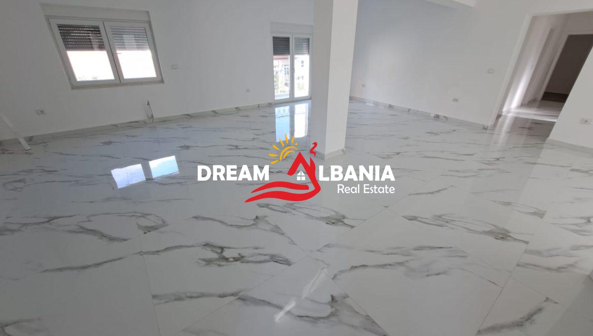 Zyra me qera ne Tirane (9)