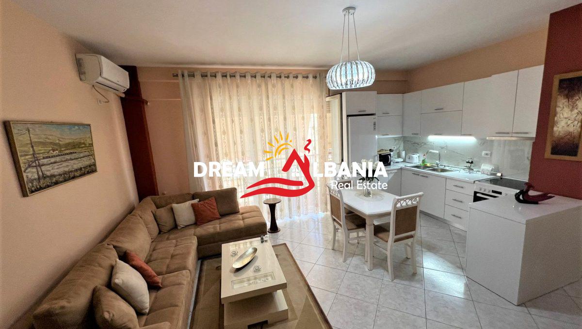 Apartament 1+1 me qera ne Tirane (9)