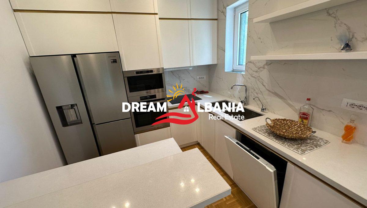 Jepet me qera vile 3 kateshe tek parku i Liqenit prane pallatit te Brigadave (ID 4251322) (10)