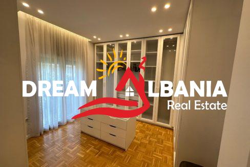 Jepet me qera vile 3 kateshe tek parku i Liqenit prane pallatit te Brigadave (ID 4251322) (22)