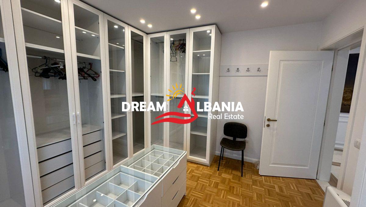 Jepet me qera vile 3 kateshe tek parku i Liqenit prane pallatit te Brigadave (ID 4251322) (41)