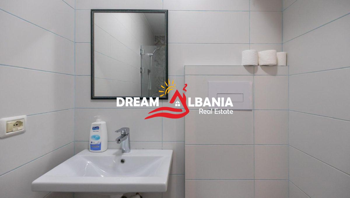 1+1 me Qera prane Selvise (1)