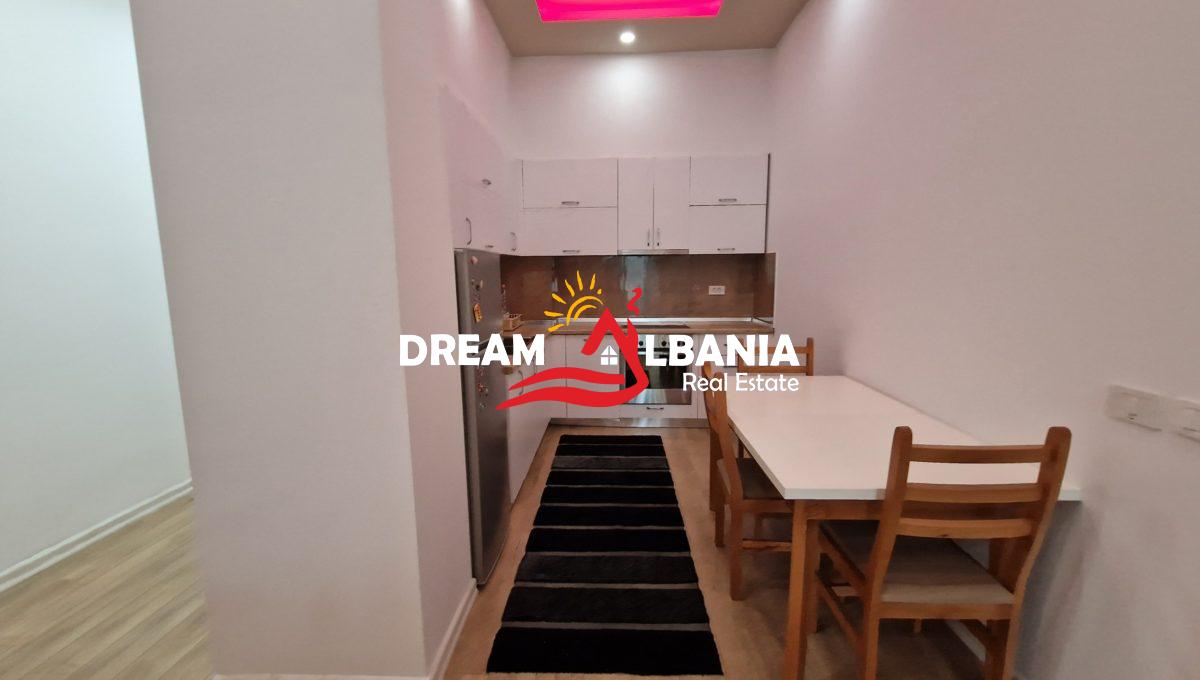 Apartament 2+1 me qera tek Liqeni (7)