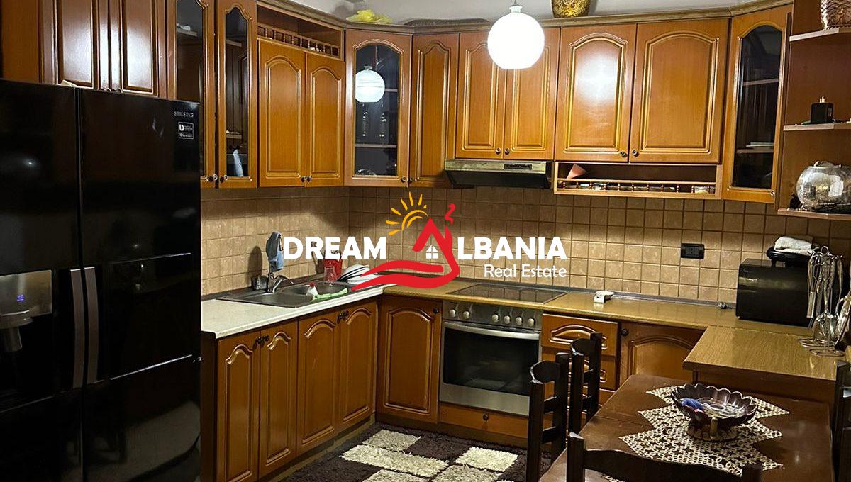 Apartament 4+1 me qera Don Bosko (2)