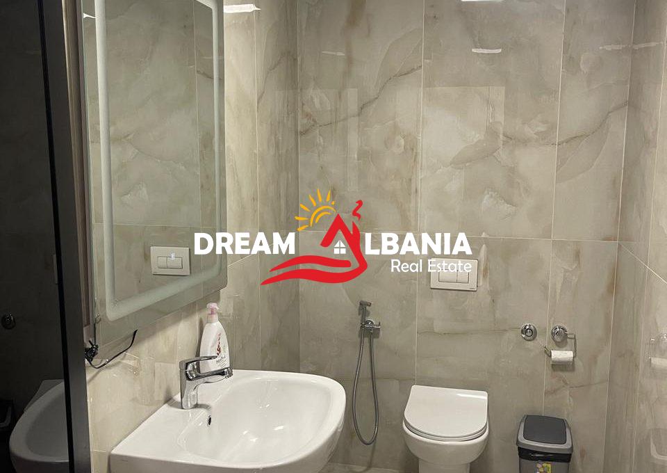 Jepet me qera ambient zyrash 200 m² dhe 3 poste parkimi te perfshira ne Mezez prane Top Channel (ID 42611168) (6)