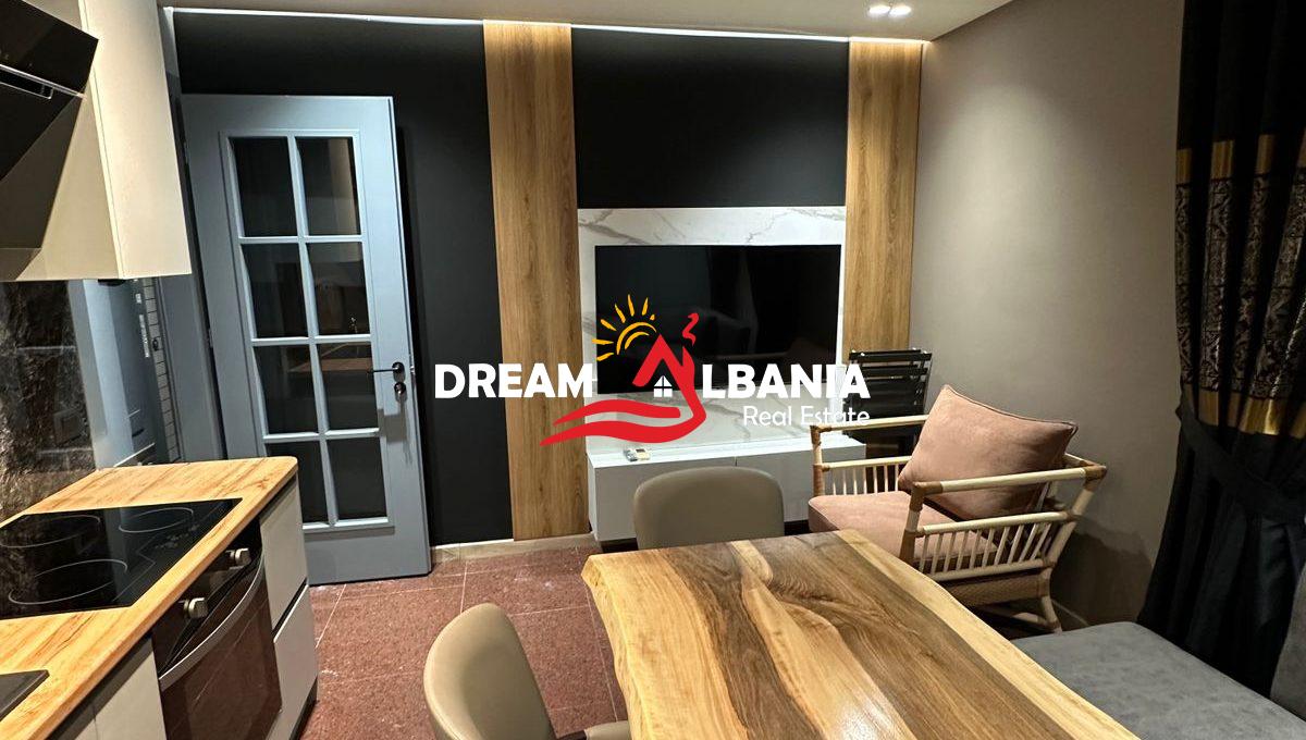 Super Apartament 1+1 me Qera tek Shallvaret ne Tirane ( (2)