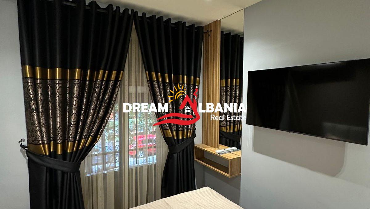 Super Apartament 1+1 me Qera tek Shallvaret ne Tirane ( (3)