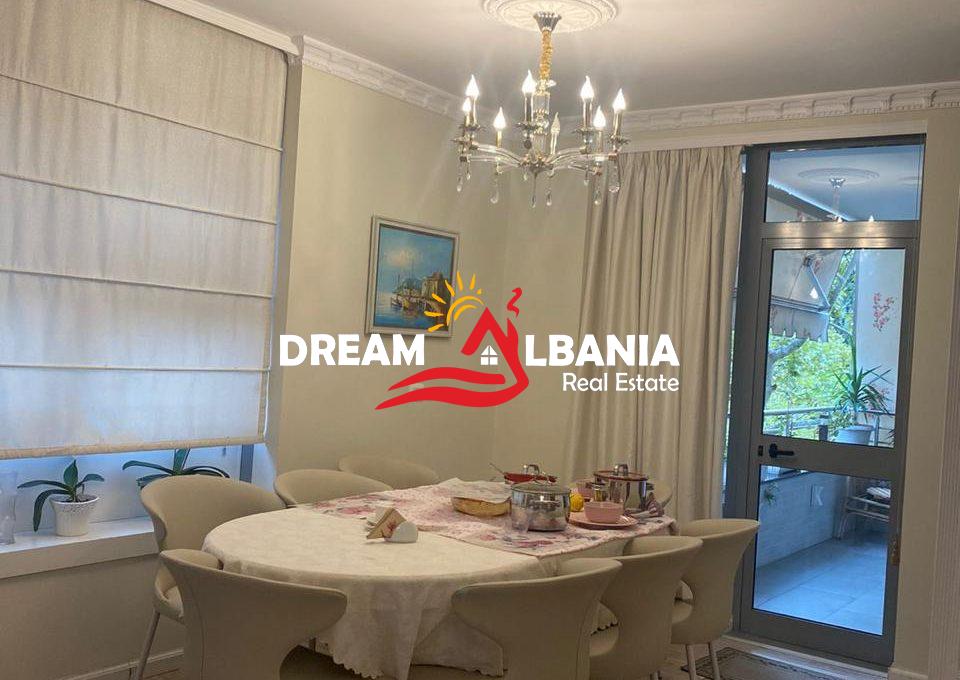 Super Apartament 4+1+3+post parkimi me qera ne Qender prane Toptani Center (ID 4231396) (1)