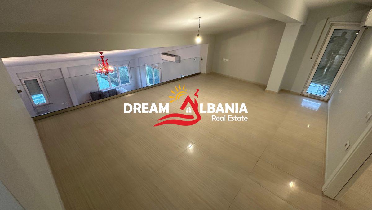 Dublex (Pethouse) 4+1+Kuzhine te Vecuar ne Shitje, tek Liqeni Thate, prane Rruges Hamdi Sina ne Tirane (ID 4131401) (12)