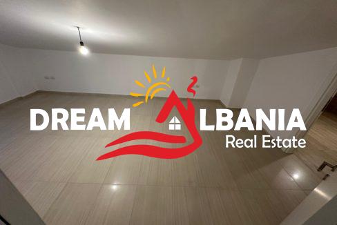 Dublex (Pethouse) 4+1+Kuzhine te Vecuar ne Shitje, tek Liqeni Thate, prane Rruges Hamdi Sina ne Tirane (ID 4131401) (3)