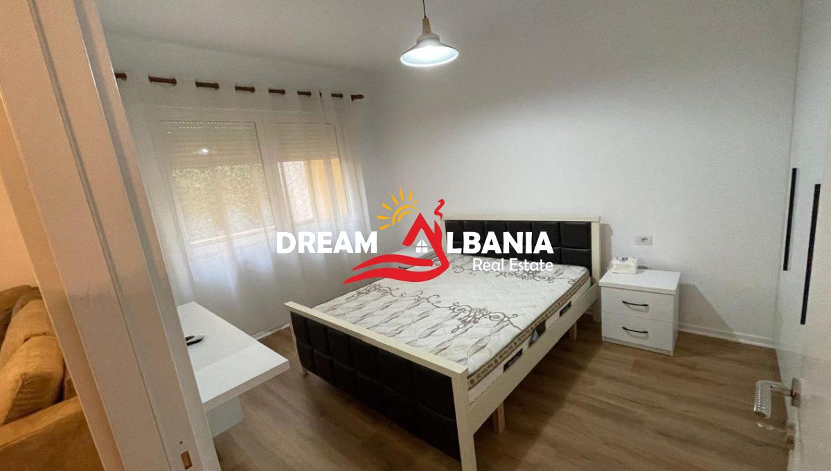 Jepet me qera apartament 2+1 dhe parking i perfshire tek kodra e Diellit prane Eleonores (ID 42215014) (2)