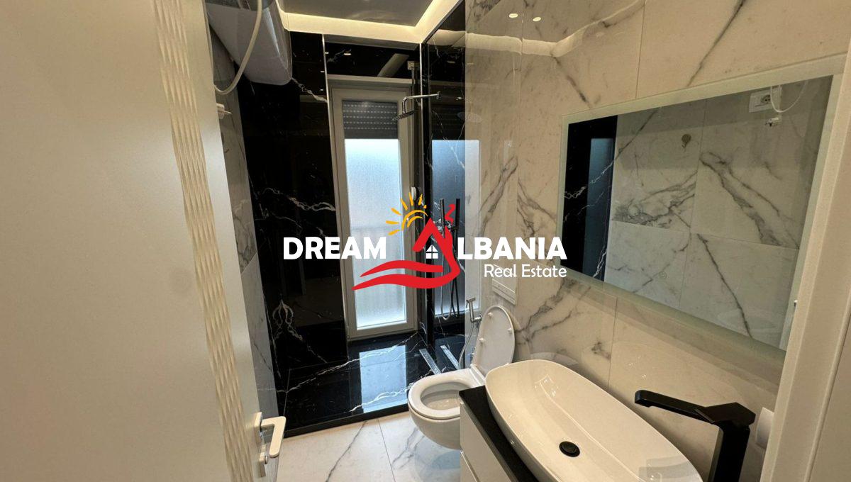 Jepet zyre me qera tek 21 Dhjetori (ID 4261716) (13)