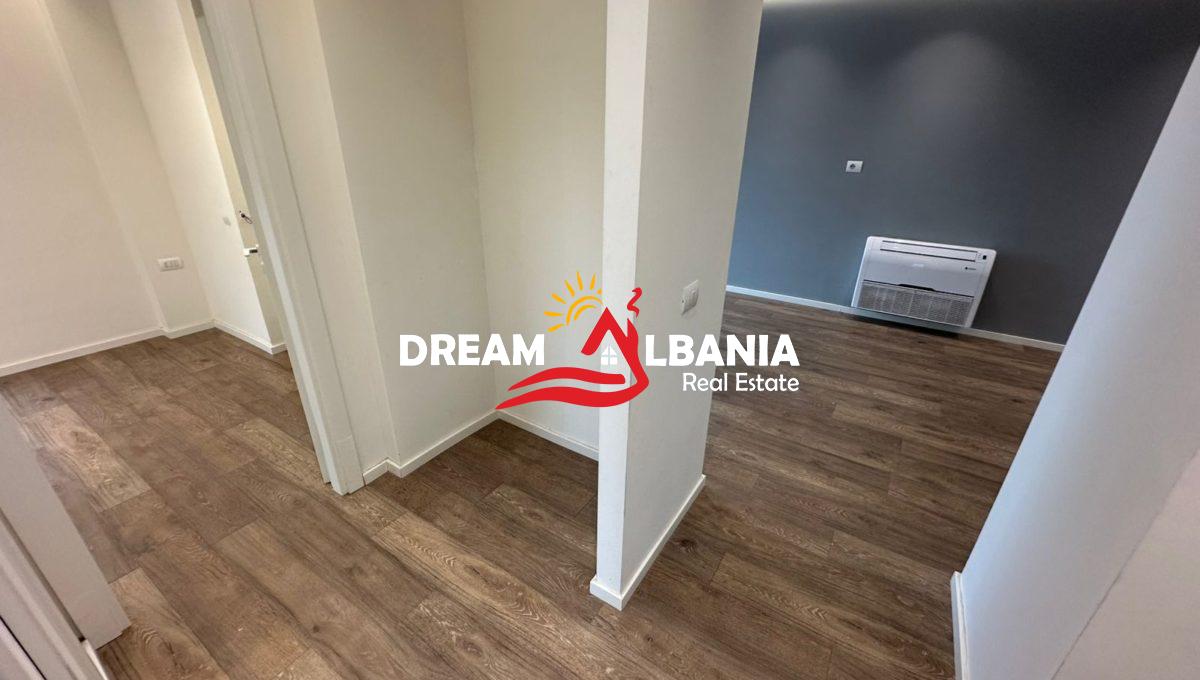 Jepet zyre me qera tek 21 Dhjetori (ID 4261716) (2)