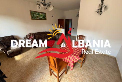 Vile 3 kateshe me qera midis Ndroqit dhe Pezes se Vogel(ID 4251334) (10)