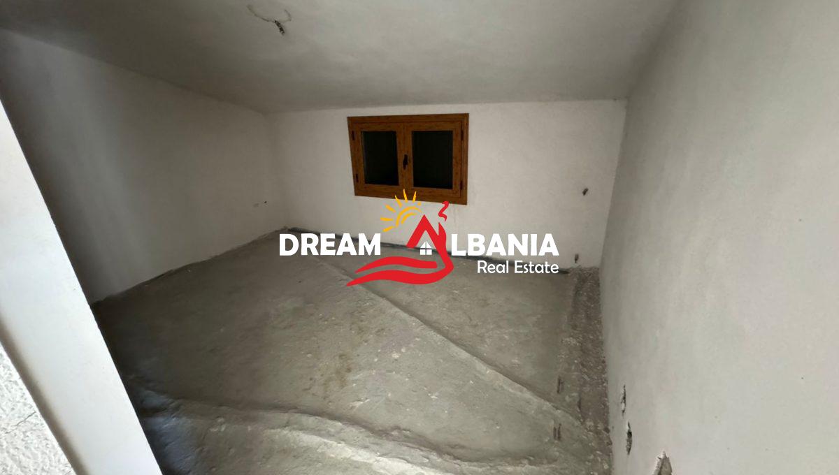 Vile 3 kateshe me qera midis Ndroqit dhe Pezes se Vogel(ID 4251334) (9)