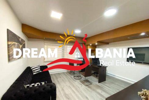 zyre petro nini 300 euro (5)