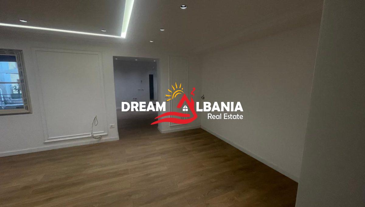 01eb81e9-bb70-4a7a-9cc7-123d6bf963e7