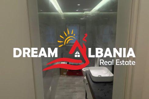 0b307272-2557-440c-a08b-5855bc056d94