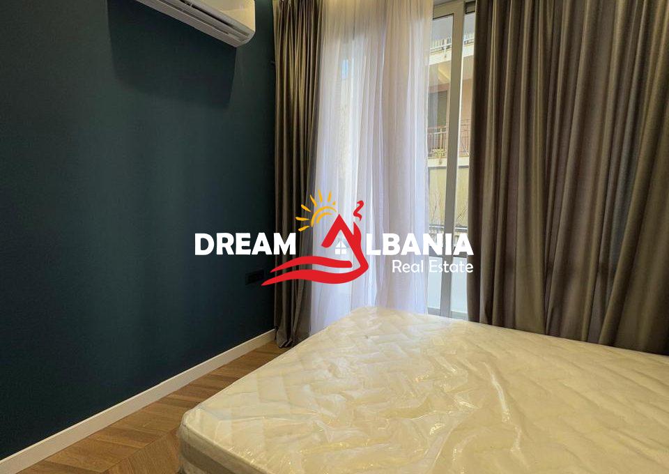 Apartament 1+1 me qera tek Liqeni Thate, prane Hotel Sokrati (42111252)