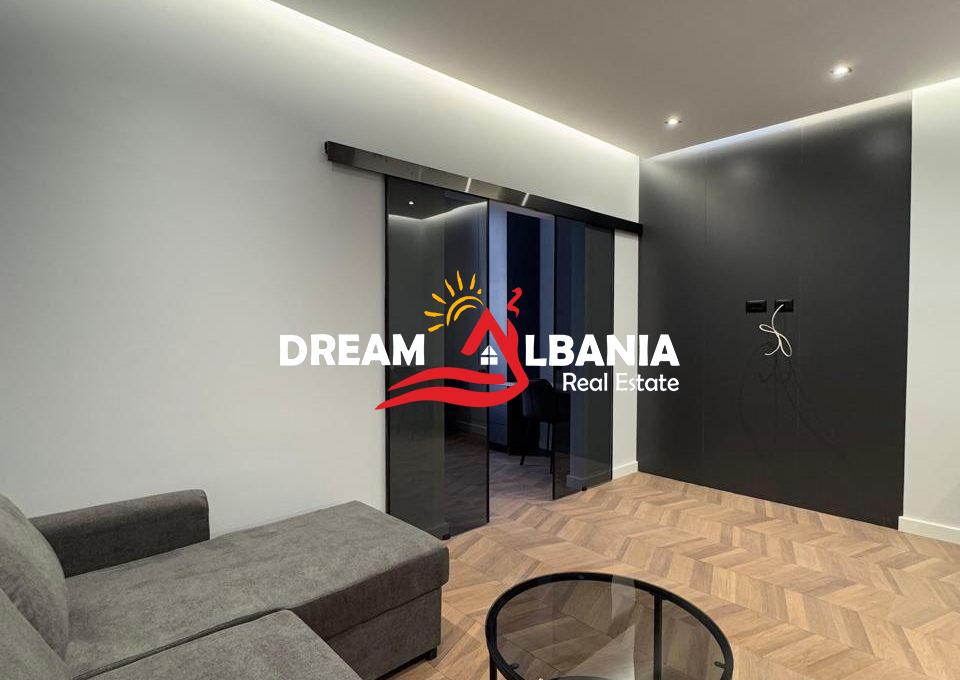 Apartament 1+1 me qera tek Liqeni Thate, prane Hotel Sokrati (42111259)