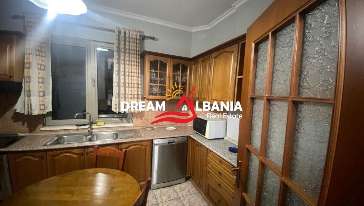 Kati i 2 i nje vile me qera tregu i Ri Elektrik (4)