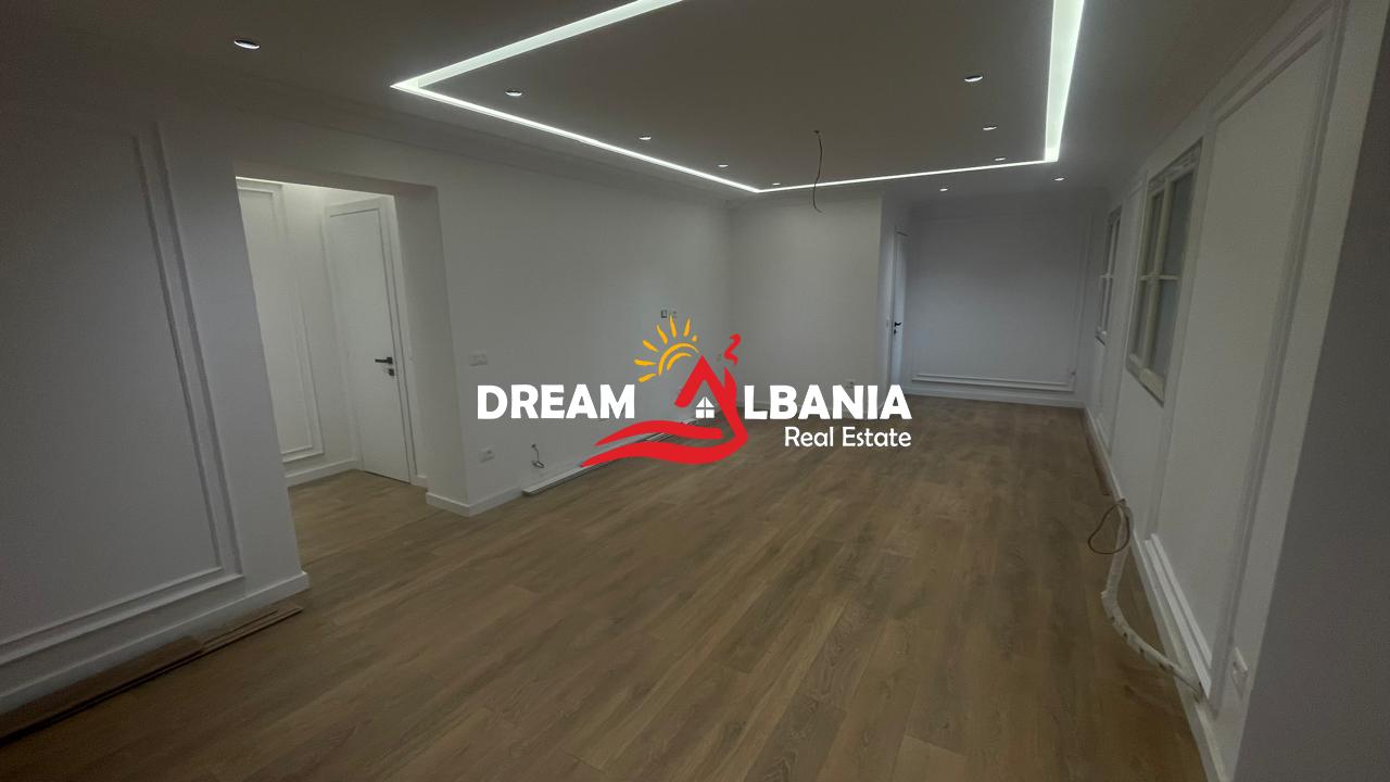 Ambient biznesi me qera, tek Shkolla e Baletit (ID 42611215)