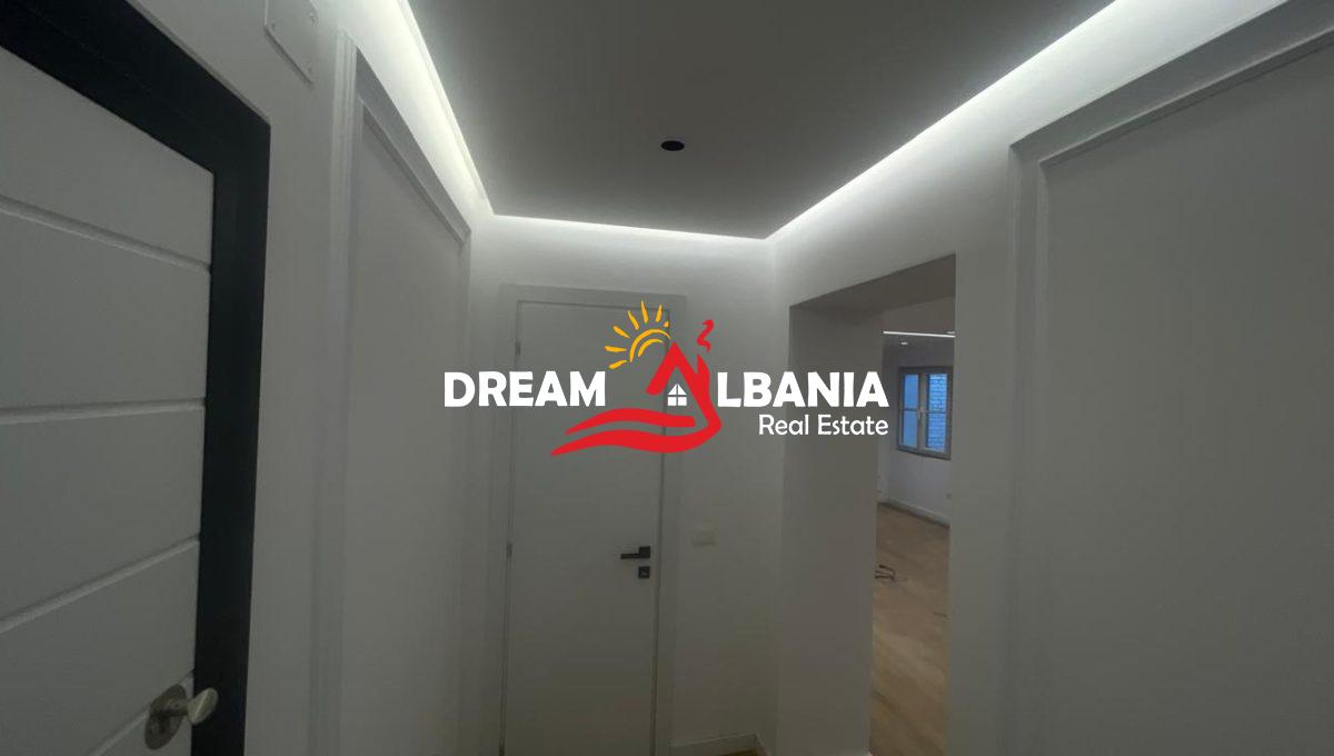 dffbdc64-68d3-4a52-9f6f-070d82398868