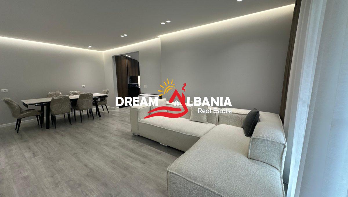 Jepen me qera 3 apartamente 2+1 tek rruga e Elbasanit prane Sofres se Ariut (ID 4251364) (11)