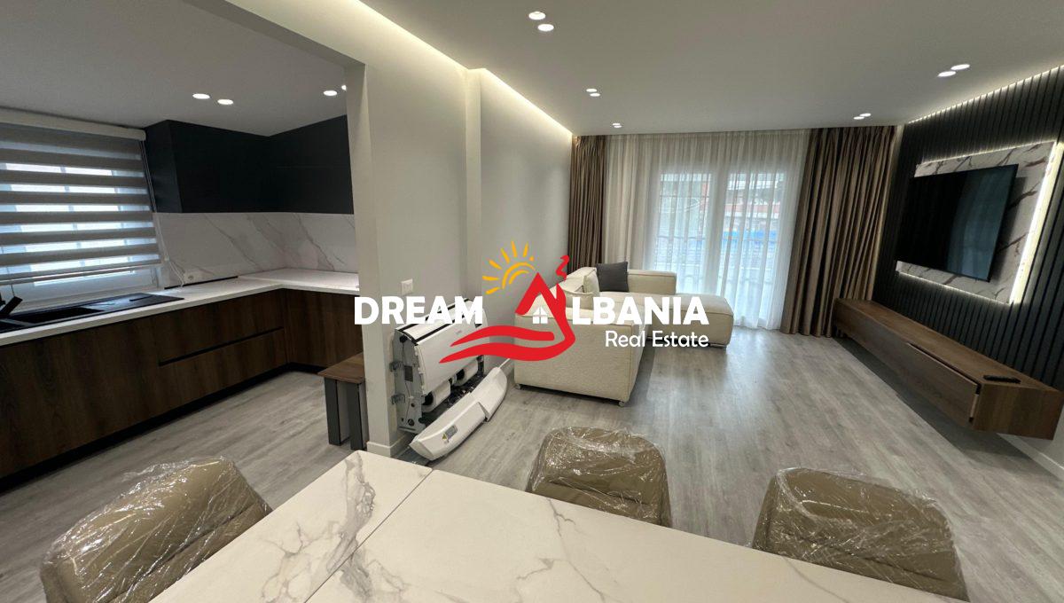 Jepen me qera 3 apartamente 2+1 tek rruga e Elbasanit prane Sofres se Ariut (ID 4251364) (13)
