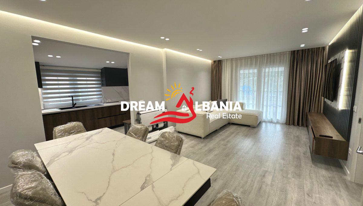 Jepen me qera 3 apartamente 2+1 tek rruga e Elbasanit prane Sofres se Ariut (ID 4251364) (14)