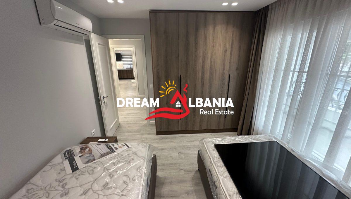 Jepen me qera 3 apartamente 2+1 tek rruga e Elbasanit prane Sofres se Ariut (ID 4251364) (5)