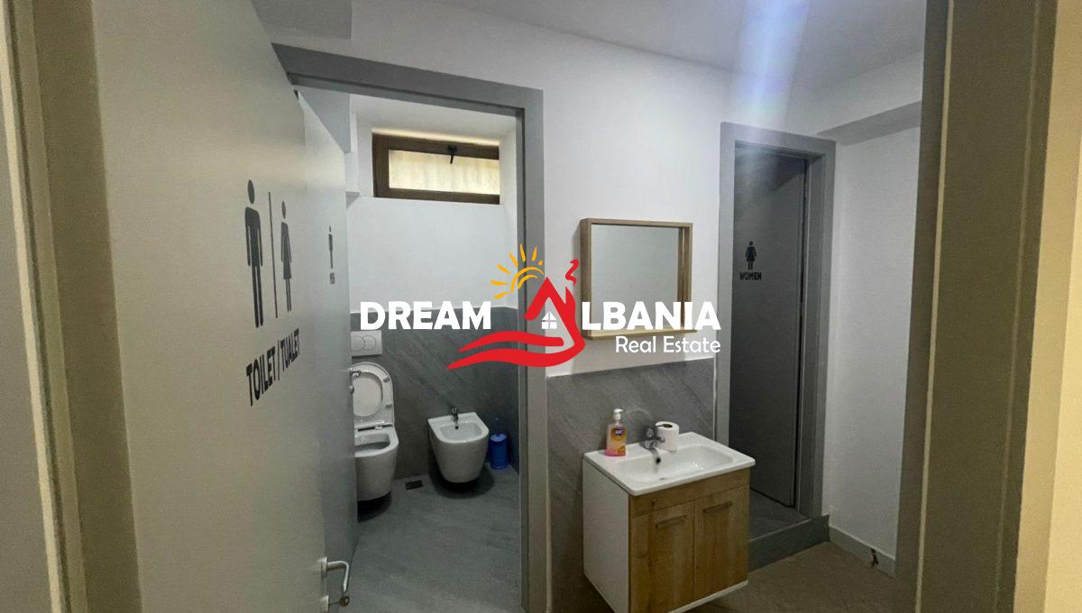 Ambient biznesi me qera, Pazari i Ri (10)