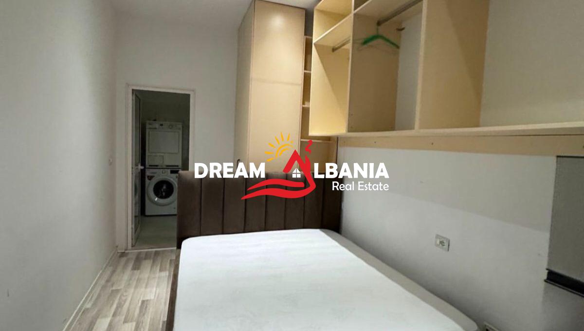 Jepet me qera garsoniere ne rrugen e Barrikadave prane kopshtit Bucko (ID 4201077) (6)