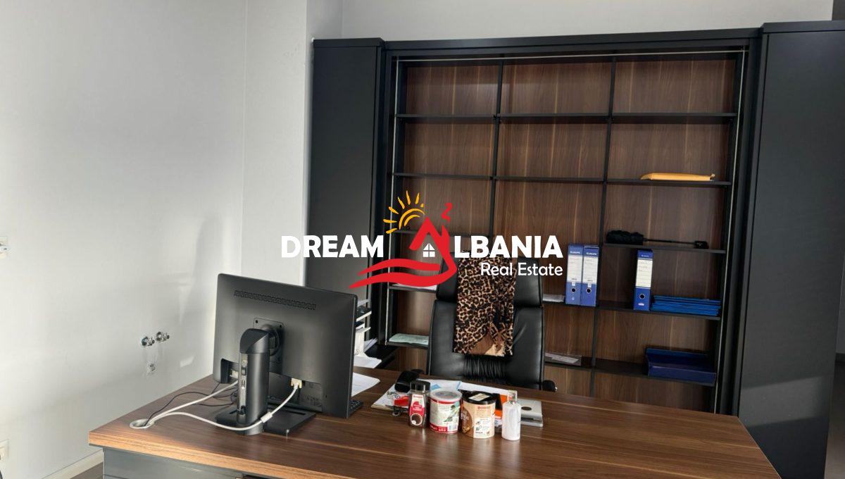 Zyre me Qera Ring Center (6)