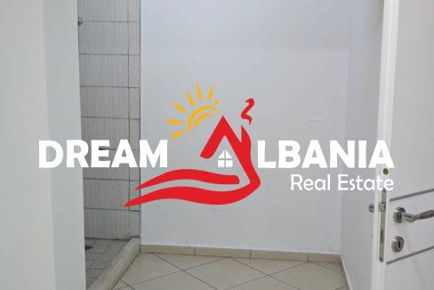 Zyre me Qera ne Myslym Shyri (1)