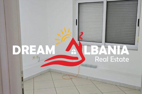 Zyre me Qera ne Myslym Shyri (4)