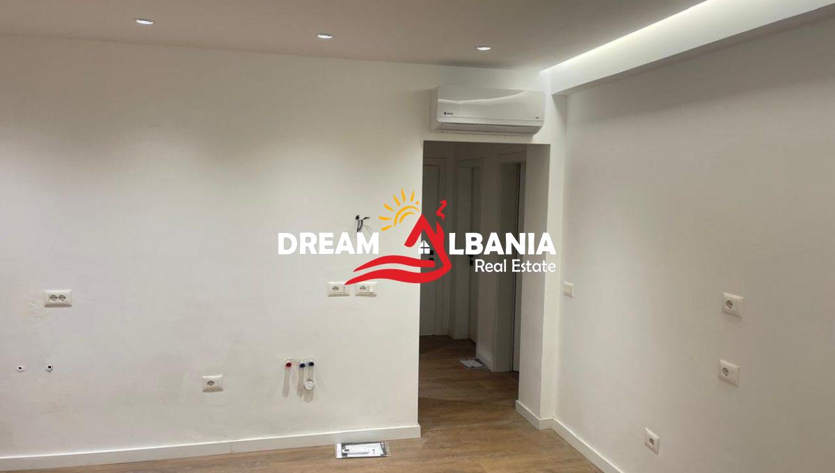 526cff8e-6b4d-41fb-9416-8b2ef4a0f75a