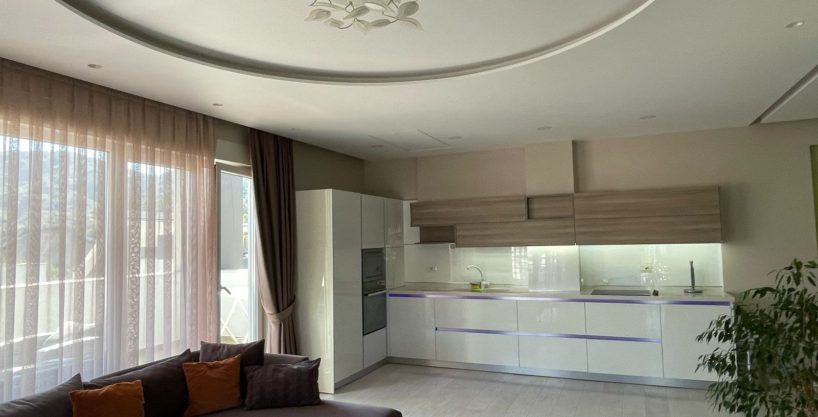 For rent apartment 3+1+2+veranda and parking included in Liqeni i Thate, FZ Complex (ID 4231446)