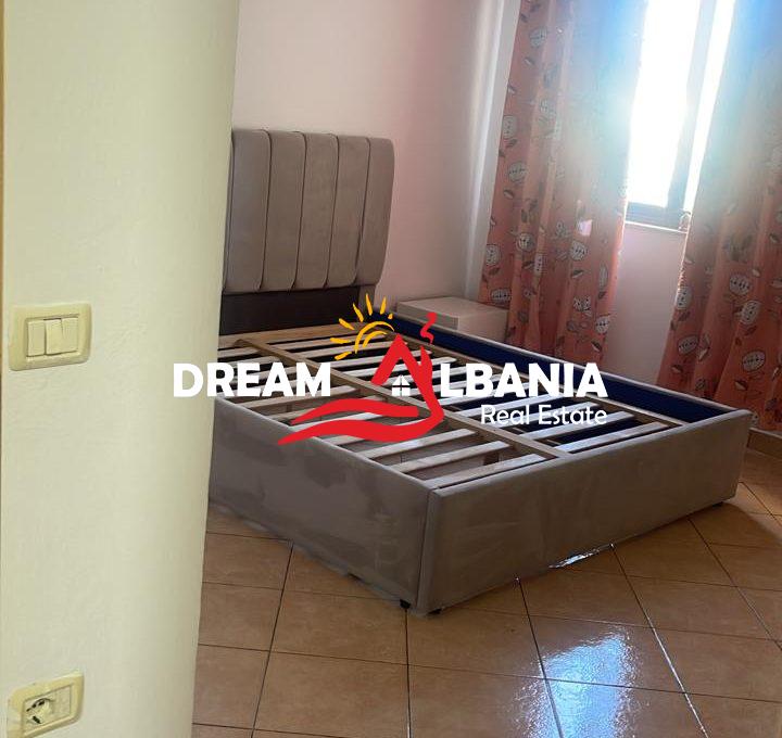 Jepet me qera apartament 1+1 ne rrugen e Barrikadave prane kopshtit Bucko (ID 42111351) (5)