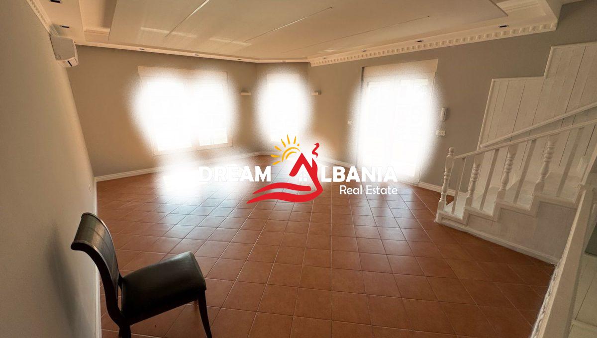 WhatsApp Image 2025-04-28 at 17.43.05