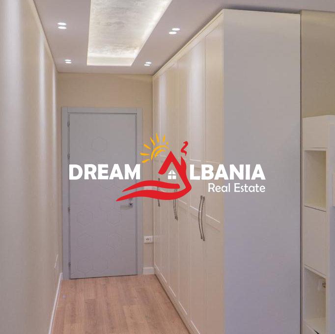 76d67880-211e-4846-8b46-24a84ecf0e23