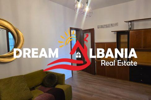 Dublex me Qera Rruga e Barikadave (5)