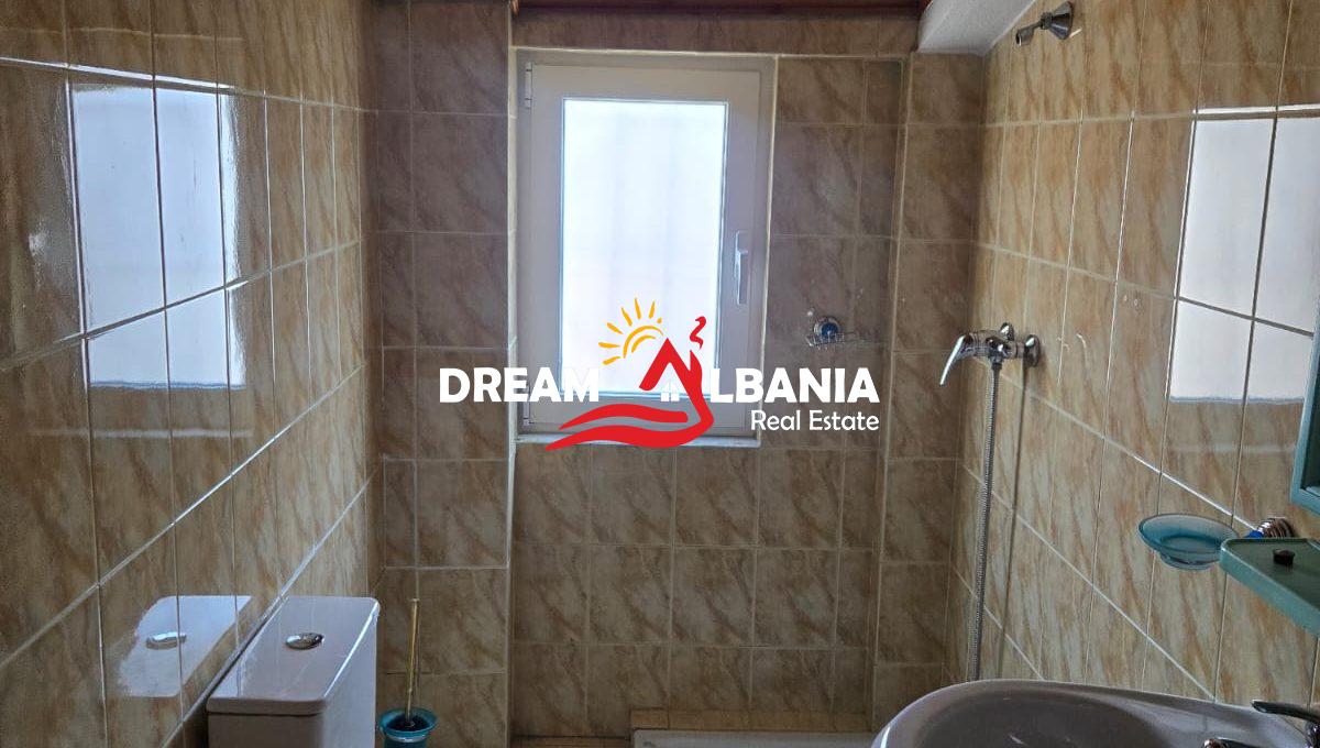 Dublex me Qera Rruga e Barikadave (7)