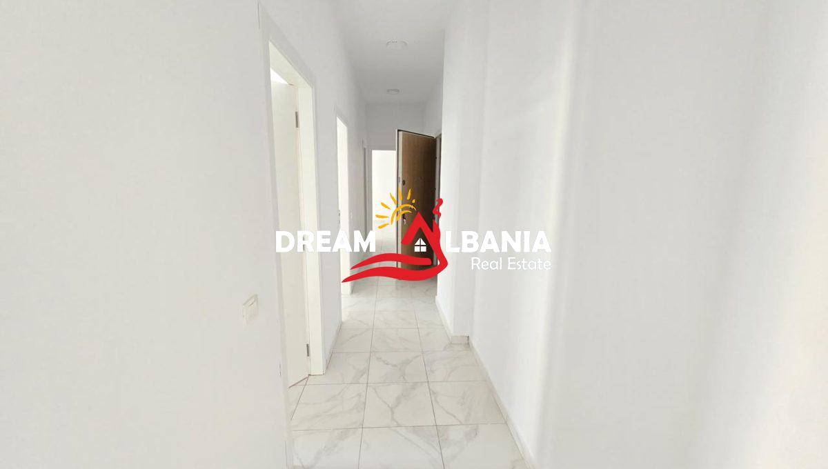 Ambjent per zyra me qera prane Square 21 rruga e Kavajes (ID 42611321) (9)