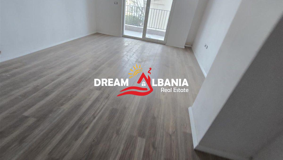 Apartament 1+1 ne shitje kompleksi aura ne Laprake (3)