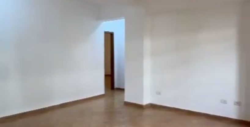 Appartamento 2+1+2 in vendita in via Kavajes, vicino a Piazza 21 (ID 41212021)
