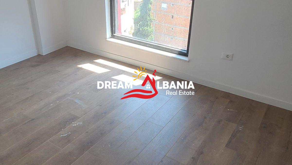 ambient biznesi me qera komuna e parisit (11)