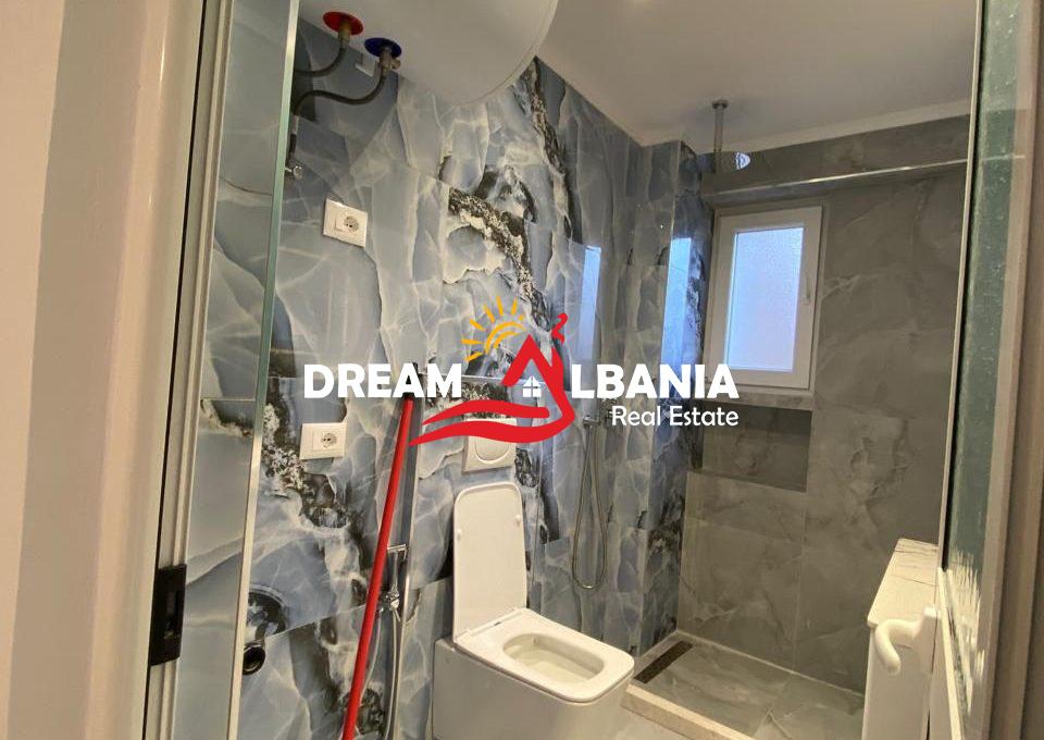 ambient biznesi me qera rruga e durresit (1)