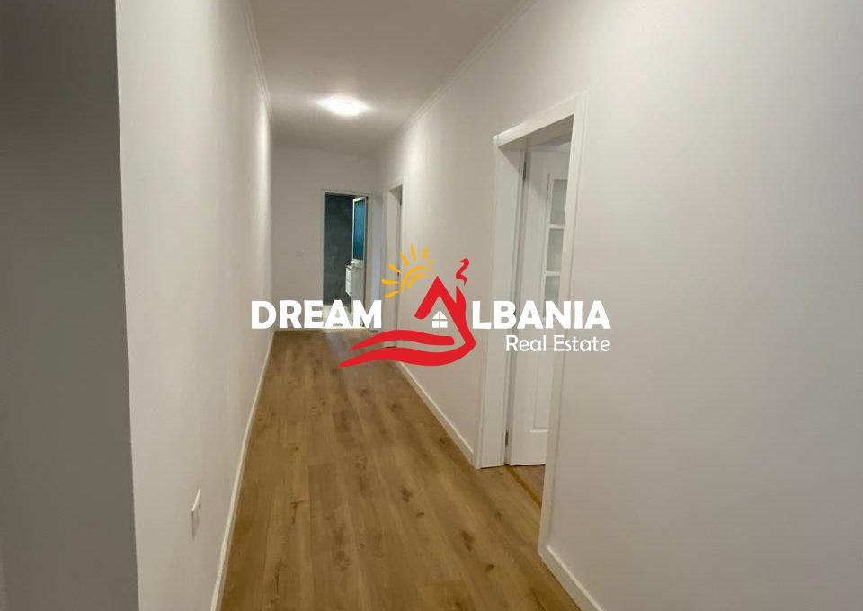 ambient biznesi me qera rruga e durresit (5)